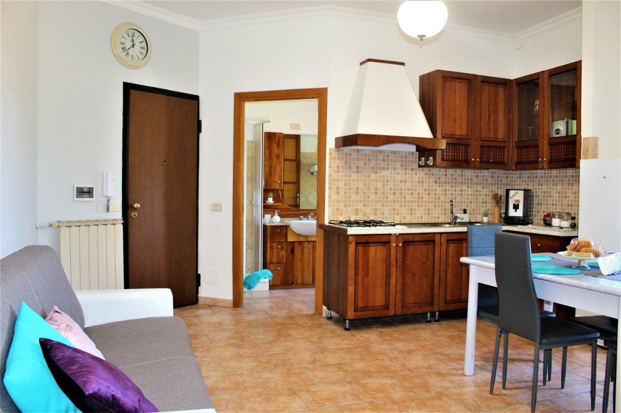 Alessio2 Apartment Fiumicino Bagian luar foto