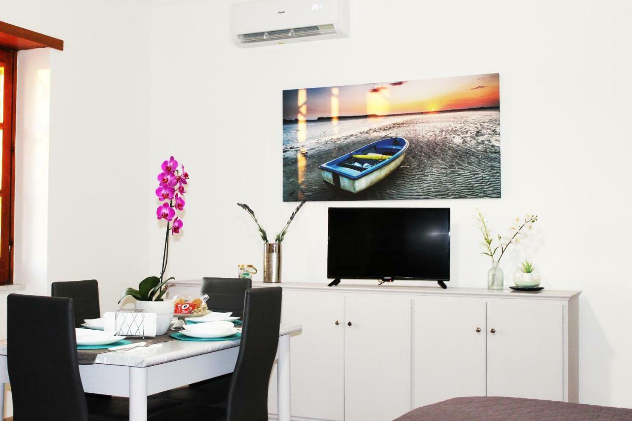 Alessio2 Apartment Fiumicino Bagian luar foto
