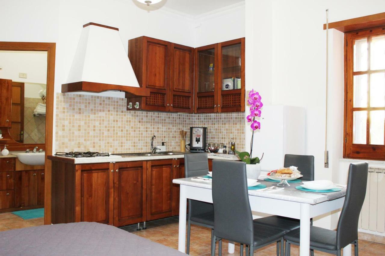 Alessio2 Apartment Fiumicino Bagian luar foto